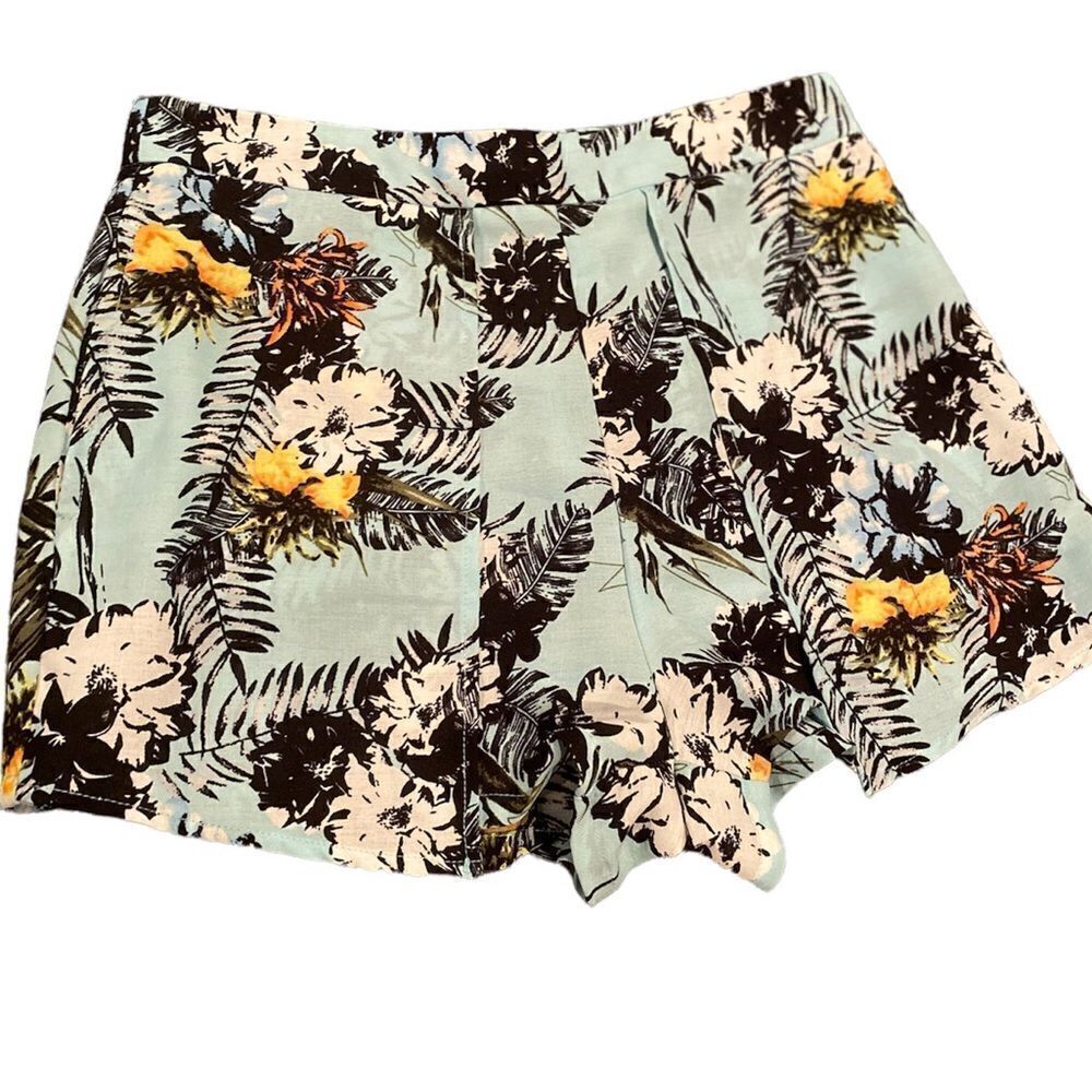 Jealous Tomato Tropical Print Skorts